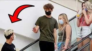 ПРИСМОТР НА НЕЗНАКОМЦЕВ НА ЭСКАЛАТОРЕ 4!!