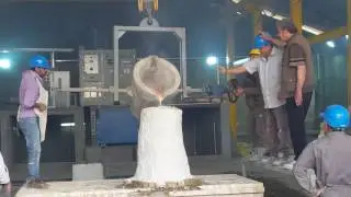 Inductotherm's 750kg - 350kw induction furnace / Iraq
