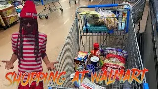 Shopping at Walmart in MEMPHIS for food 😅😂