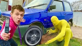 Yellow Man found stuck Car in MUD & Mr. Joe and Multicolor Russian Mini Cooper 13+