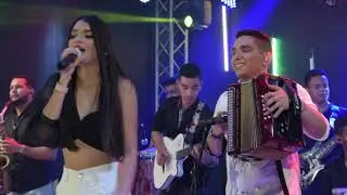 Camila Gómez - Aunque No Quieran (LIVE)