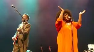 Michelle David & The True-Tones 