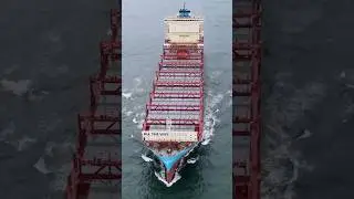 From steam ships to green fuel - the story of a 100 year propulsion revolution🚢 #maersk