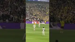 Flitzer beim CL Finale - schnellster Mann auf dem Platz