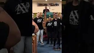 Min Walter Baker & Anointed Voices