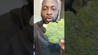 broccoli 🥦🥦🥦🥦 raw