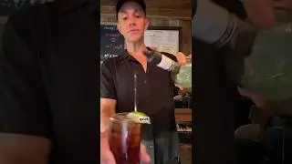 Classic straw trick #fyp #bartender #comedy #trend