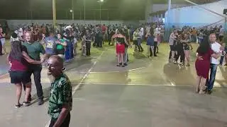 Vamos dança #passossertanejos #roça #vidanaroça #agro #minasgerais #vidareal  #mulherbonita
