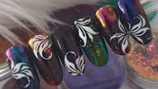 CHAMELEON CHROME FLAKES NAIL ART