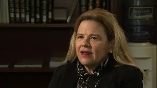 Legal expert: subpoena battle could lead to crisis