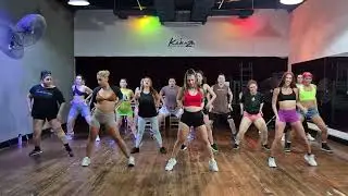 FAMOSINHA / MUNDO MARAVILHOSO/ JULI CHAYAN