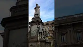 Памятник Леонардо да Винчи. Piazza Della Scala. Милан