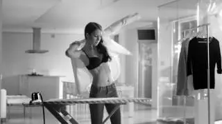 Studiojob f&uuml;r Fly Tornado Slim Handy Gold - Studios&auml;ngerin Jenny Strasburger