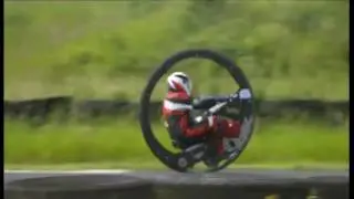 Monowheel rider speeds into record books   BBC News