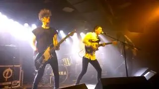 October Drift - Cinnamon Girl live in Berlin