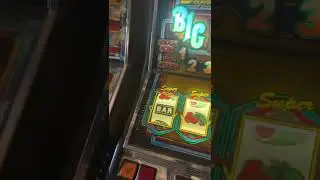 #electrocoin Red Bar Jackpot Roll in Held Twice. @Guy777MaddoAmusements