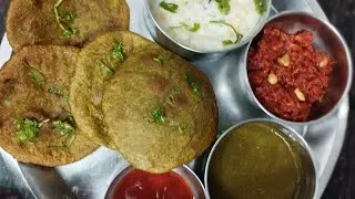  Aloo Palak Kachori हर bite में मसालेदार आलू और पालक का देसी जादू देखते ही खाने का मन हो जाए #viral 