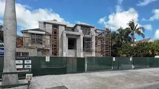 A drive down Gordon Drive Naples Florida