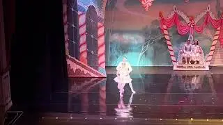 Nutcracker grande ￼pas de deux ￼ partnering ￼