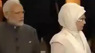 Turkey first lady With PM Modi