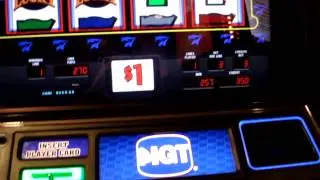 TRIPLE LUCKY 7's slots Grandma