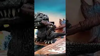 X PLUS Gigantic Deforeal Godzilla 1954 train biter