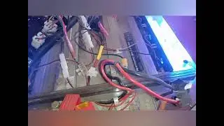 The side LEDs in the car's warning light plafond do not work
