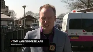 De politie valt in Helmond een woonwagenkamp binnen.