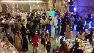 Белый Мишка  на Крестинах #&Beta;ά&pi;&tau;&iota;&sigma;&eta;  / Gift Delivery