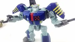 Transformers Generations 30th Deluxe Tankor