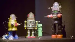 Robots and Samurai Warriors Meet at the Stibbert Museum