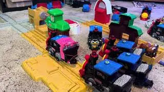 Toots the Train 9 volt Engine versus 6 Volt Engine Race Part 1