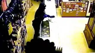 WATCH: Suspect sought in handgun thefts from Philly shop