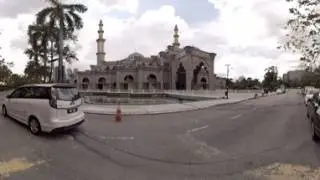 360 video: In front of Federal Territory Mosque, Kuala Lumpur, Malaysia