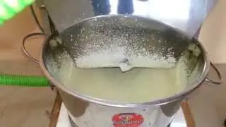 CASHEWNUT POWDER MAKING MACHINE