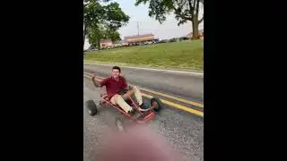 lil go kart action 😂
