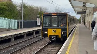 Tyne and Wear Metro - Metrocars 4002/4083 arriving at West Monkseaton (07/04/2022)
