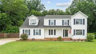 311 King Court, Suffolk, VA Presented by Erin Ward.