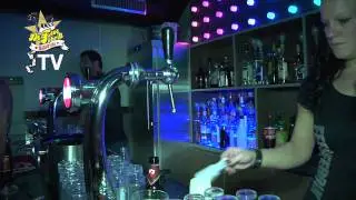 Shakin Dj's - Lekker Stuk ( Live in de Feesfebrik vaan Mestreech op 11/11/2010 )