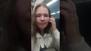 Зачем выливать на себя пол флакона духов?