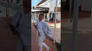 Scaring girlfriend prank on holiday / peed herself / funny