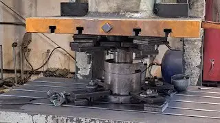 Hydraulic Power press machine working Saudi 