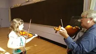 Elena Belaschenko taking violin lesson from Mitch Fanning 9.12.2018
