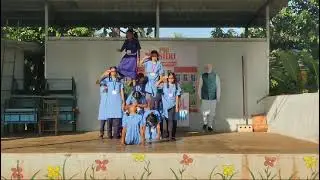 School students yoga performance at Republic Day       PM SHRI SCHOOL CHARATHA SAWANTWADI 