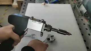 HL CW Air Cool Fiber Laser Welding Cutting Machine Setup