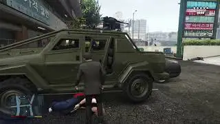 GTA V: Michael, Franklin, Trevor & Crew Epic 5 Star Handguns Cop Battle + Escape