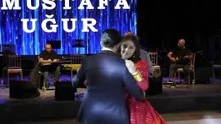 GAZİANTEPDE SAYIN HALİL KİYANIN OGLUNUN DÜĞÜNÜNDE SAYIN MUSTAFA UĞUR SANATCIMIZ  YER ALDI AYAKLARINA