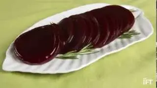 Food Facts: How does canned cranberry sauce keep so long vs  freshly made?