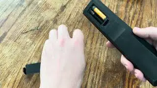 How to Change Marantz Amplifier Remote Control Batteries