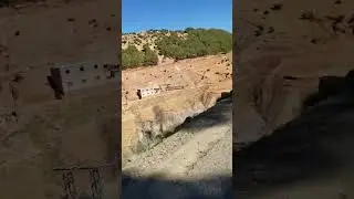 روعة الطبيعة عبر الطريق بين تحناوت و اوكايمدن من اتجاه اسني